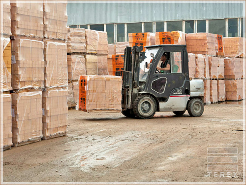 ������������ ������ Terex ��������� 1 �� ����� ������� �-175